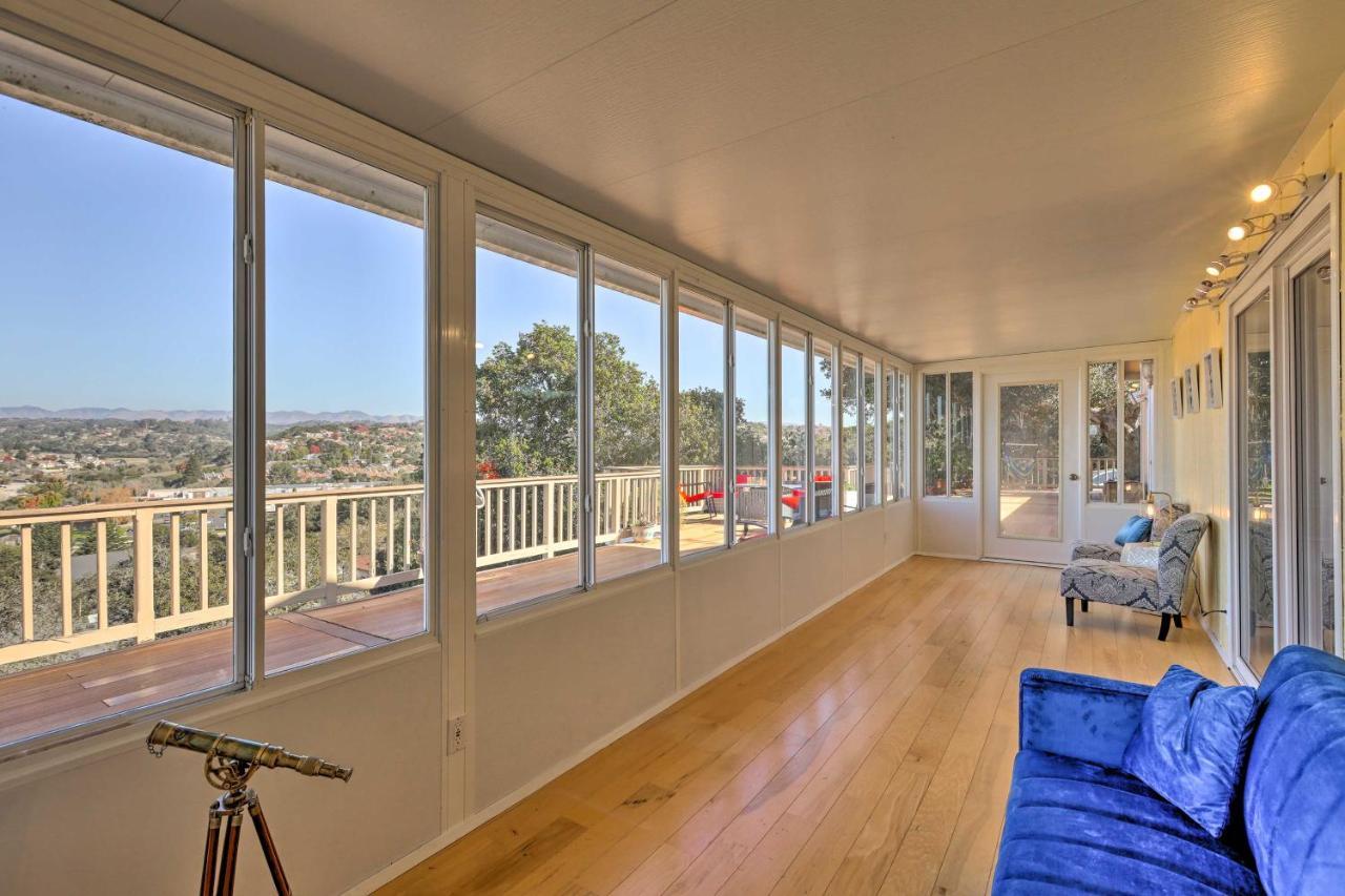 Retro House With Deck And Arroyo Grande Viewヴィラ エクステリア 写真