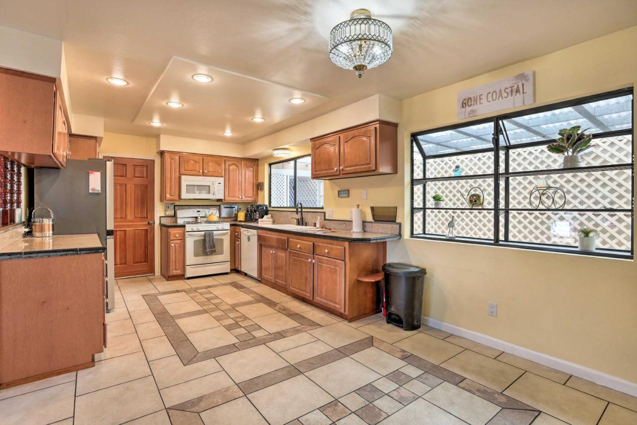 Retro House With Deck And Arroyo Grande Viewヴィラ エクステリア 写真