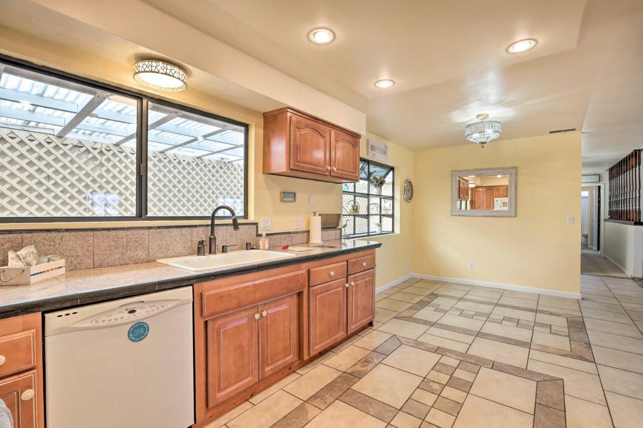 Retro House With Deck And Arroyo Grande Viewヴィラ エクステリア 写真