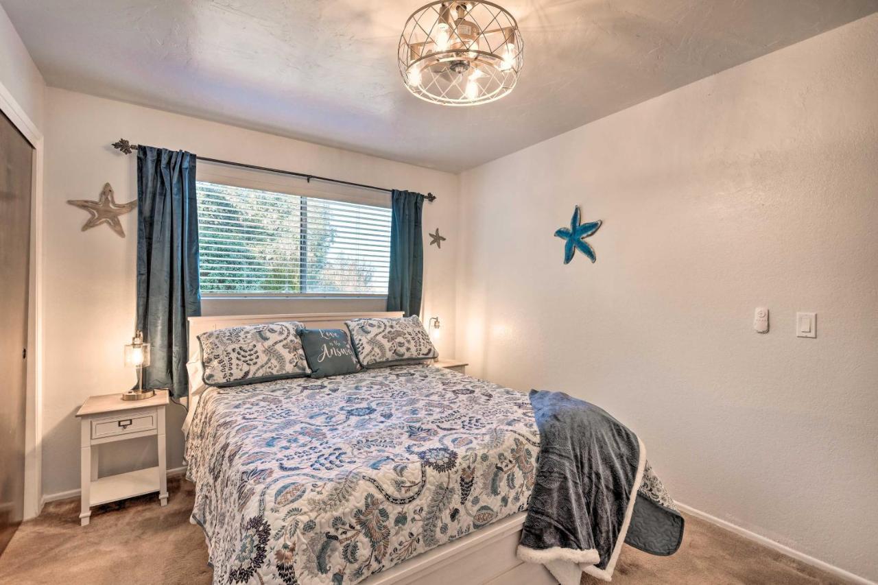 Retro House With Deck And Arroyo Grande Viewヴィラ エクステリア 写真