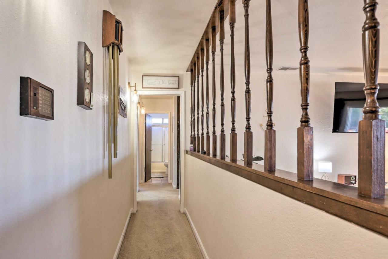 Retro House With Deck And Arroyo Grande Viewヴィラ エクステリア 写真
