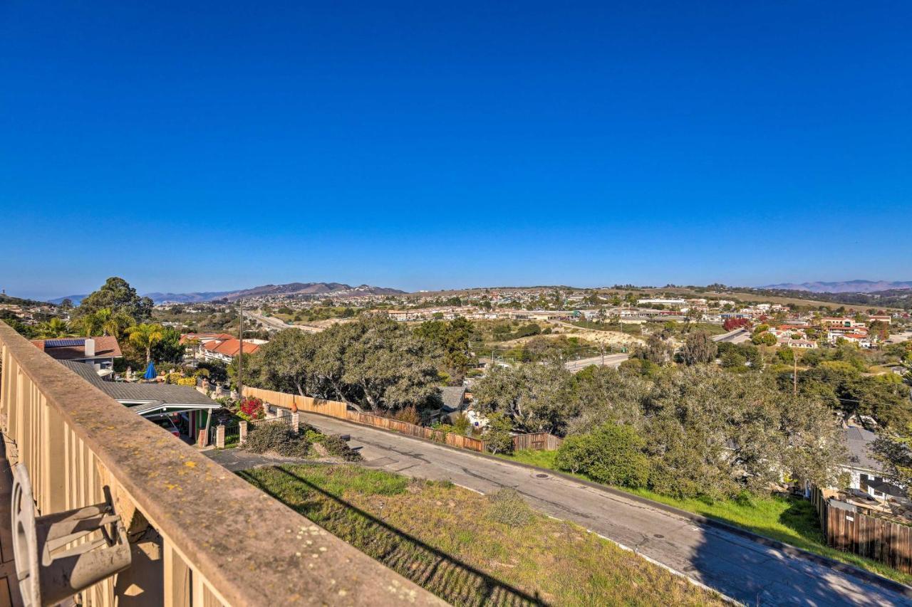 Retro House With Deck And Arroyo Grande Viewヴィラ エクステリア 写真
