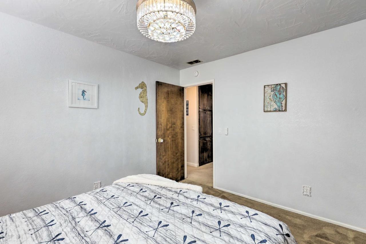 Retro House With Deck And Arroyo Grande Viewヴィラ エクステリア 写真
