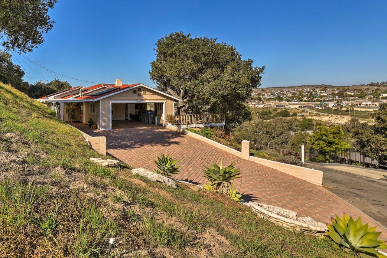 Retro House With Deck And Arroyo Grande Viewヴィラ エクステリア 写真